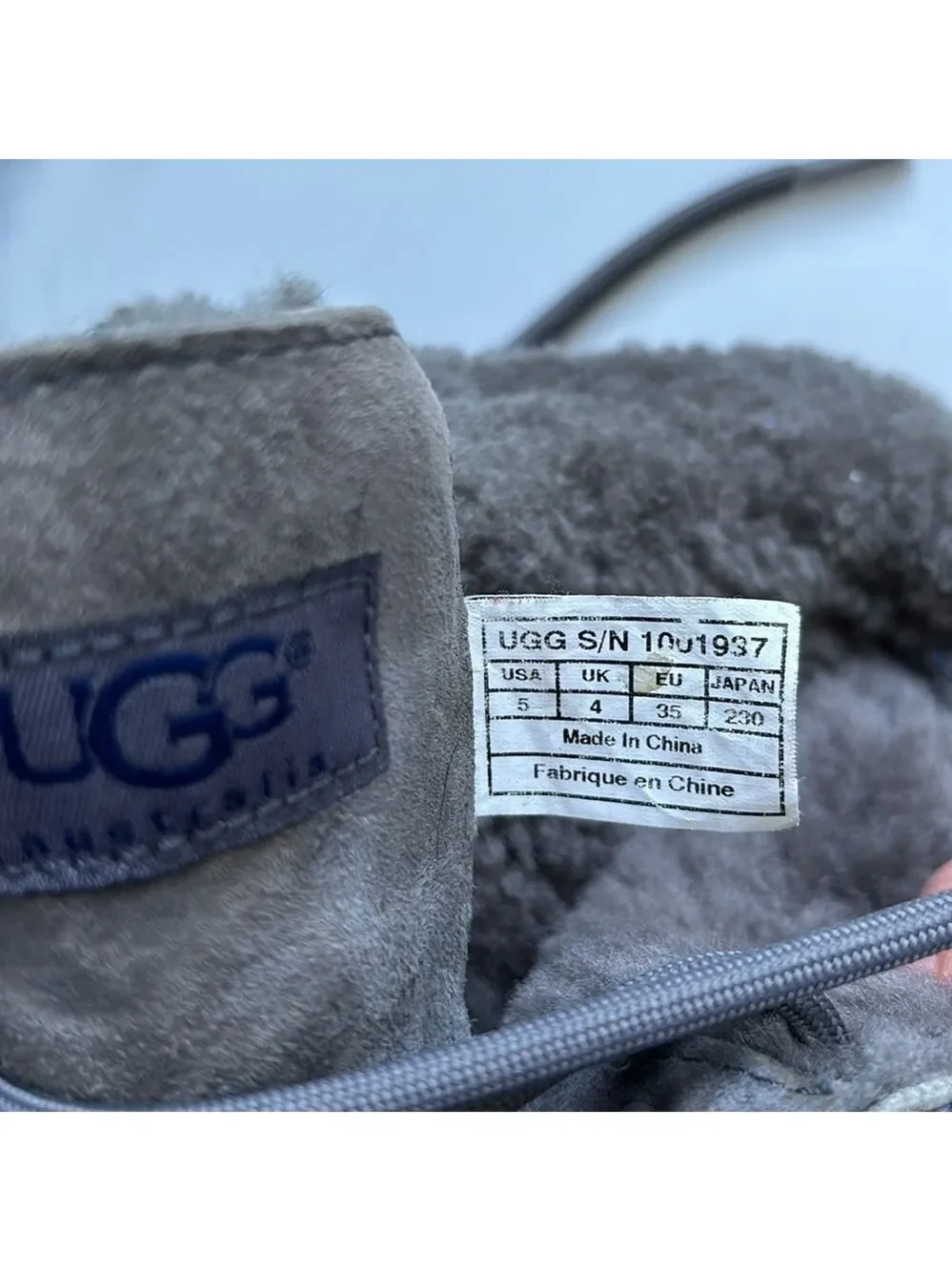 UGG Adirondack Winter Boots Grey Blue Plaid Size Womens US 5 Unisex
